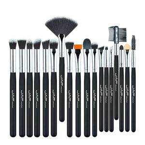24 makeup brushes